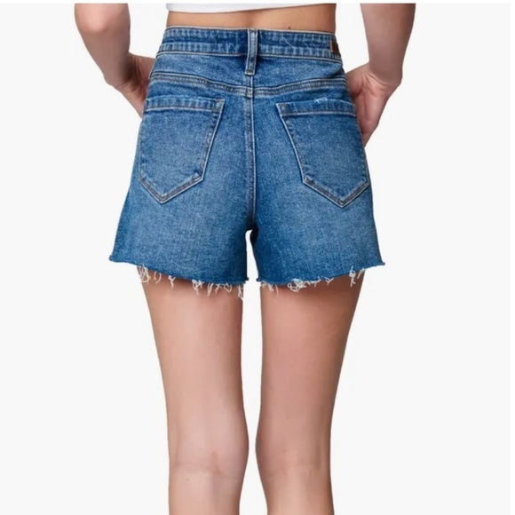 Blank NYC The Essex Classic Cut Off Shorts Size 29 - Picture 2 of 5
